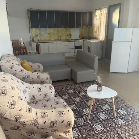 One Bedroom Appartamento Tirana